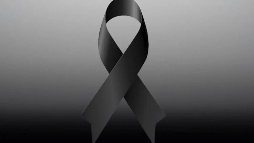 მატარებელი ავტობუსს შეეჯახა: არიან დაღუპულები და დაშავებულები